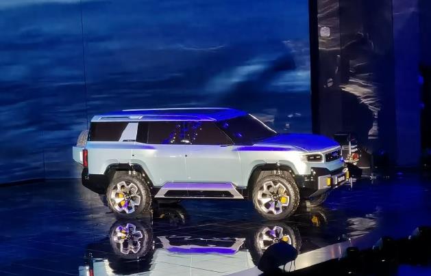 國(guó)產(chǎn)新能源汽車越來(lái)越貴，再不努力工作就只能開(kāi)BBA了