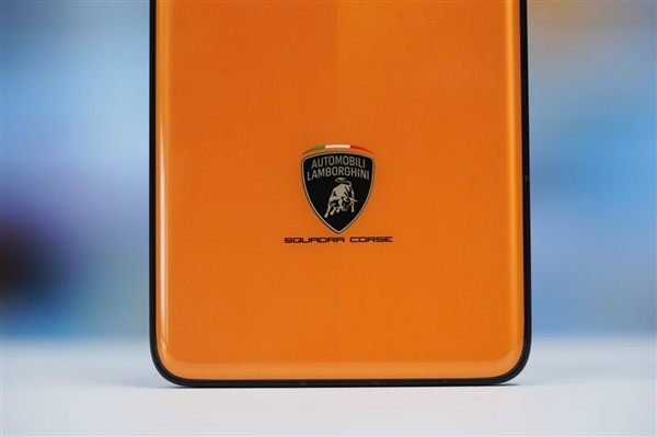 蘭博基尼定制！Redmi K70至尊冠軍版圖賞