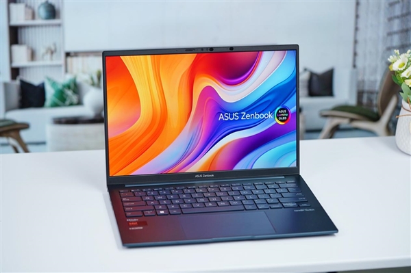 首臺酷睿Ultra筆記本！華碩靈耀14 2024 AI超輕薄本圖賞