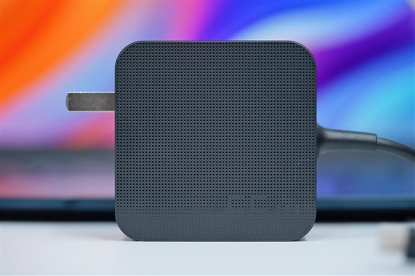 首臺酷睿Ultra筆記本！華碩靈耀14 2024 AI超輕薄本圖賞