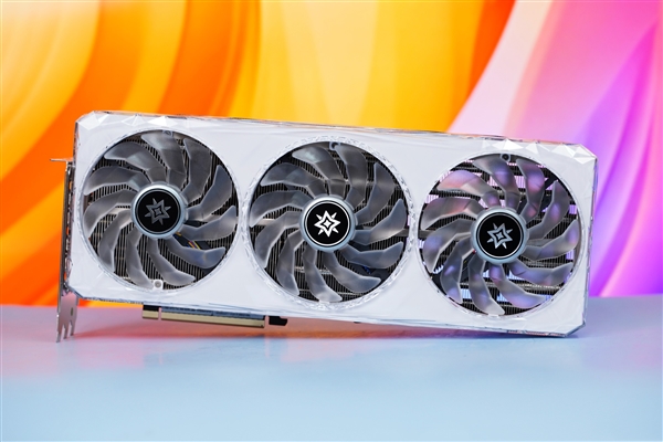 可拆卸透明外殼！影馳GeForce RTX 4080 SUPER星曜圖賞