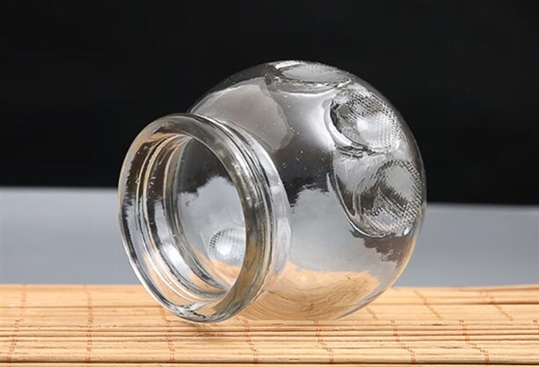 拔罐顏色越深體內(nèi)毒素越多嗎 專家：假的